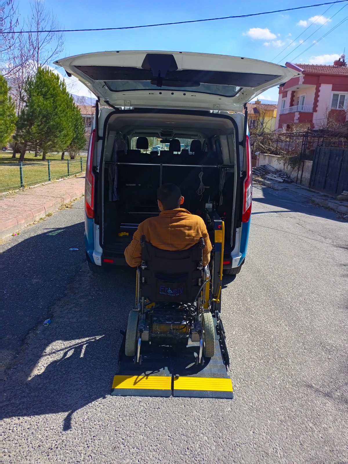 Proje ekibi toplu fotoğrafı